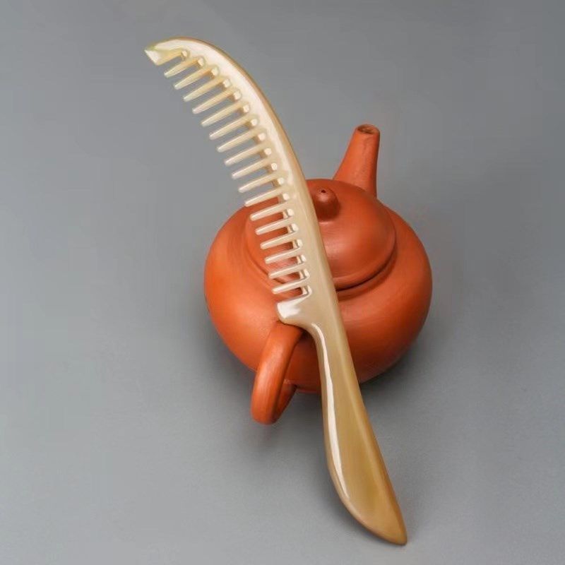 一个牛角按摩梳子中宽齿个人护理清洁头皮按摩顺发窄齿梳网红款,淘宝优惠券,粉丝福利购,淘宝优惠卷