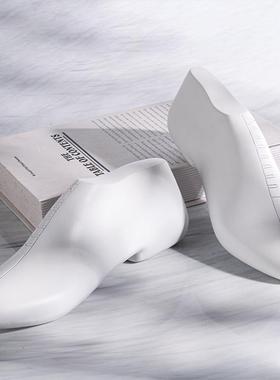 现代轻奢样板间饰品创意鞋子卧室衣柜展厅摆件衣帽间软装搭配摆设