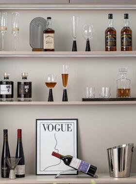 现代轻奢厨房餐厅样板间酒柜软装饰品售楼处搭配酒杯酒具高端摆件