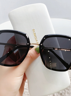 极速维密海伦太阳眼镜抗UV时尚太阳镜网红显瘦女士气质ins太阳眼