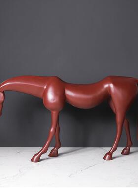 北欧简约样板房玄关电视柜树脂动物蓝色红色马雕塑摆件家居装饰品