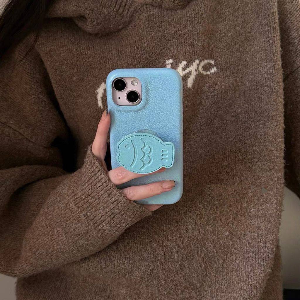 红色小鱼支架适用iPhone16promax苹果13/15手机壳11小众14皮纹12,淘宝优惠券,粉丝福利购,淘宝优惠卷