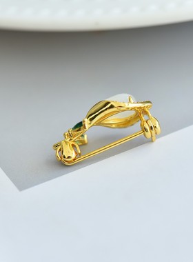 s925银镶和田玉胸针吊坠两戴款