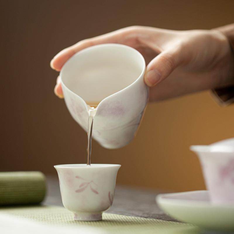 白瓷手绘兰花公道杯手工陶瓷薄胎分茶器日式均杯匀杯茶道配件,淘宝优惠券,粉丝福利购,淘宝优惠卷