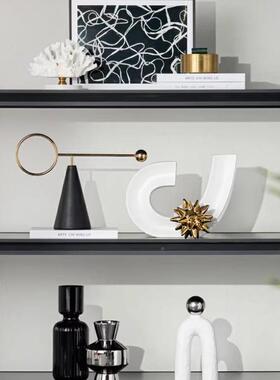 现代轻奢样板间厅装饰品高感级创几意何个性客酒轻奢组合柜开放格