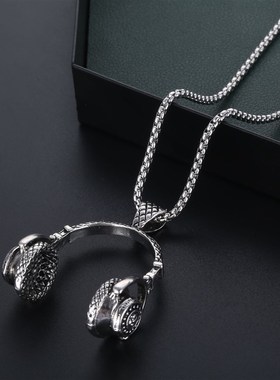 Xiao Zhans same necklace titanium steel mens hip hop head