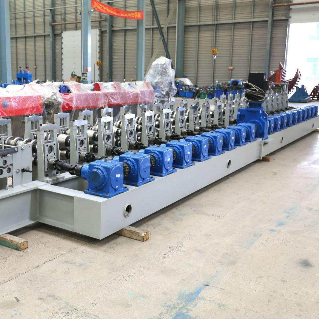 金属货架成型机仓储货架立柱机集装箱冷弯机械设备C型集装箱设备,淘宝优惠券,粉丝福利购,淘宝优惠卷