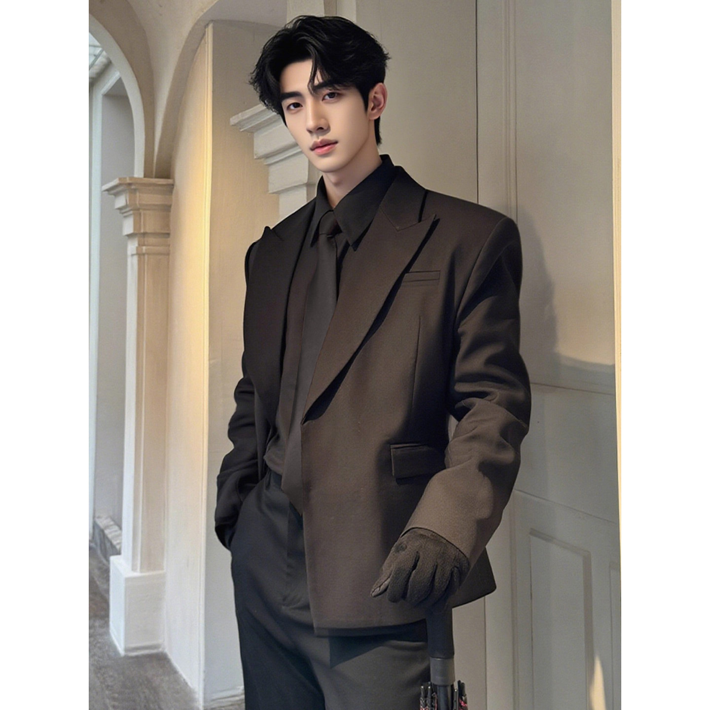 黑色韩版那不勒斯dk西装套装男高级感廓形垫肩礼服枪驳领休闲西服,淘宝优惠券,粉丝福利购,淘宝优惠卷