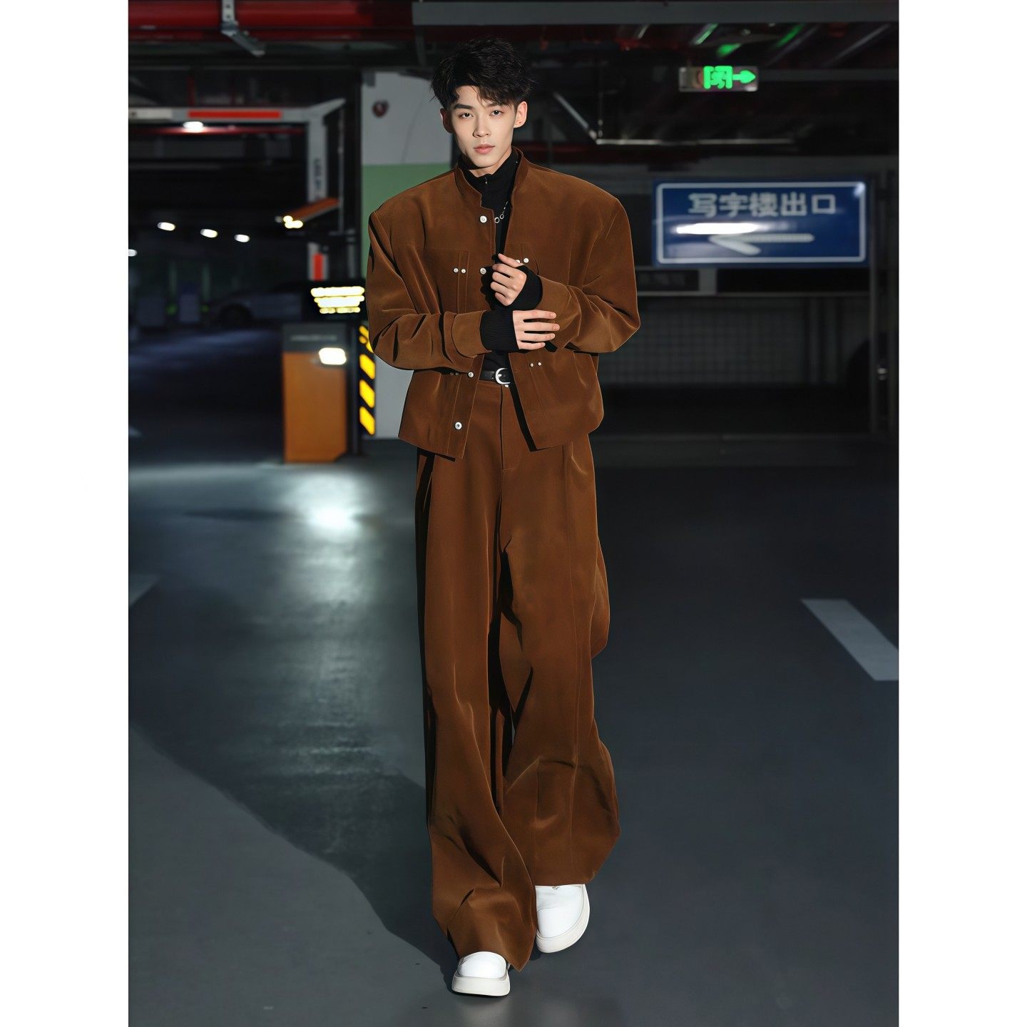 美拉德男士老钱风套装铆钉短款立领西服夹克阔腿弯刀裤高级感穿搭,淘宝优惠券,粉丝福利购,淘宝优惠卷