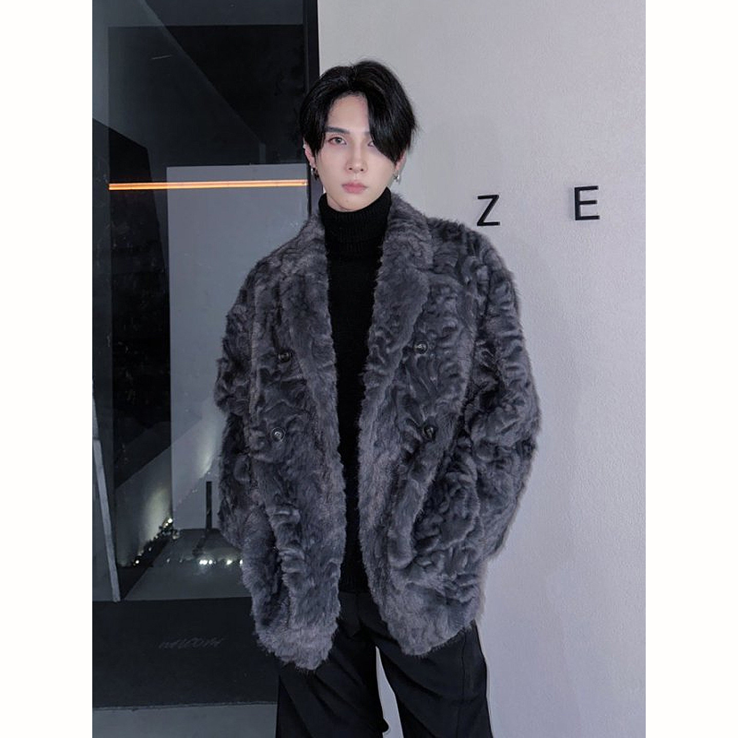 轻奢高级感小湖羊外套皮毛一体皮草男冬季老钱风潮牌痞帅翻领棉服,淘宝优惠券,粉丝福利购,淘宝优惠卷