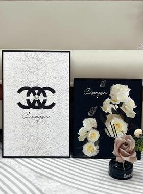 铝合金摆画客厅沙发画山茶花高级感高档ins风轻奢北欧风装饰画