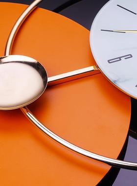 轻奢挂钟客厅高级感家用装饰时尚简约静音创意餐厅挂墙大气时钟