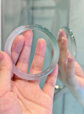 半山半水天然玛瑙玉髓手镯渐变翡翠镯子细条玉镯新款闺蜜女友礼物