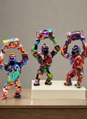 新创意炫彩猩猩树脂20240911水转印工居艺家客酒柜厅摆件品装饰品