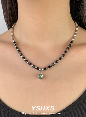 设计师款黑银筛子吊坠锁骨链