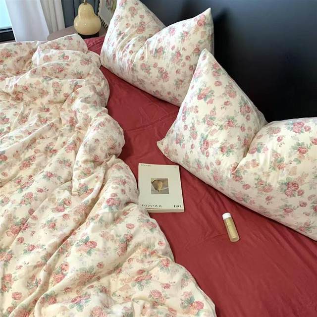 Class A full cotton double layer yarn four-piece set mother and baby grade fresh small floral pure cotton three-piece set bed sheet style