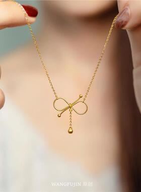 王府井官万珠宝设计师