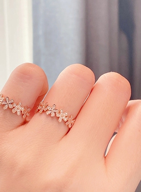 潮港福18K玫瑰金炫目雏菊戒指潮