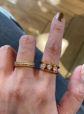 黄铜厚镀金复古小众设计轻奢高级感摩登系列灵动三钻开口戒指女款