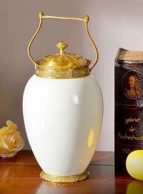 欧式别墅会所奢华软装铜制品复古镶铜陶瓷配铜青花提壶工艺品