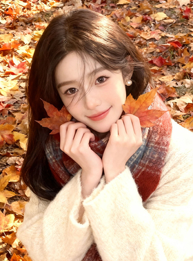 酒红色韩系渐变格子围巾女2026年