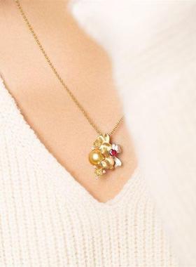 兔兔精灵吊坠项链胸针精美时尚百搭气质个性高级感小众设计吊坠