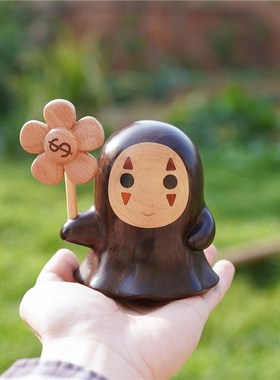 宫崎骏Q版无脸男摆件可爱实木桌面A装饰ins风手里有钱花送朋友礼