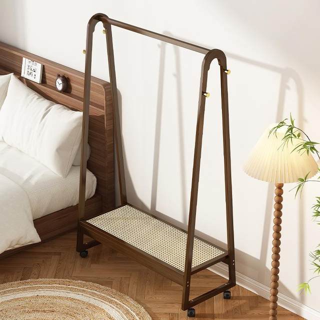 Clothes hanger floor-standing household bedroom at night put clothes by the bed artifact non-solid wood simple storage clothes rack