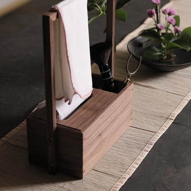Creative walnut tissue box multifunctional household wooden card box solid wood desktop basket storage box