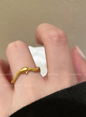 速发金色波浪灵蛇轻奢小众设计感高级尾戒时尚个性情侣指环