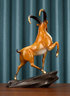 彩铜领头a羊摆件生肖羊客厅电视柜办公室装饰品商务乔迁新居礼品