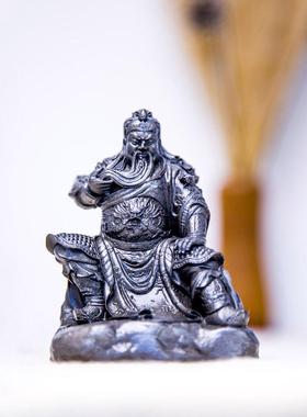 国风中式仿铸铁武圣关羽关公二爷人物桌面摆件客厅书房手工自然锈