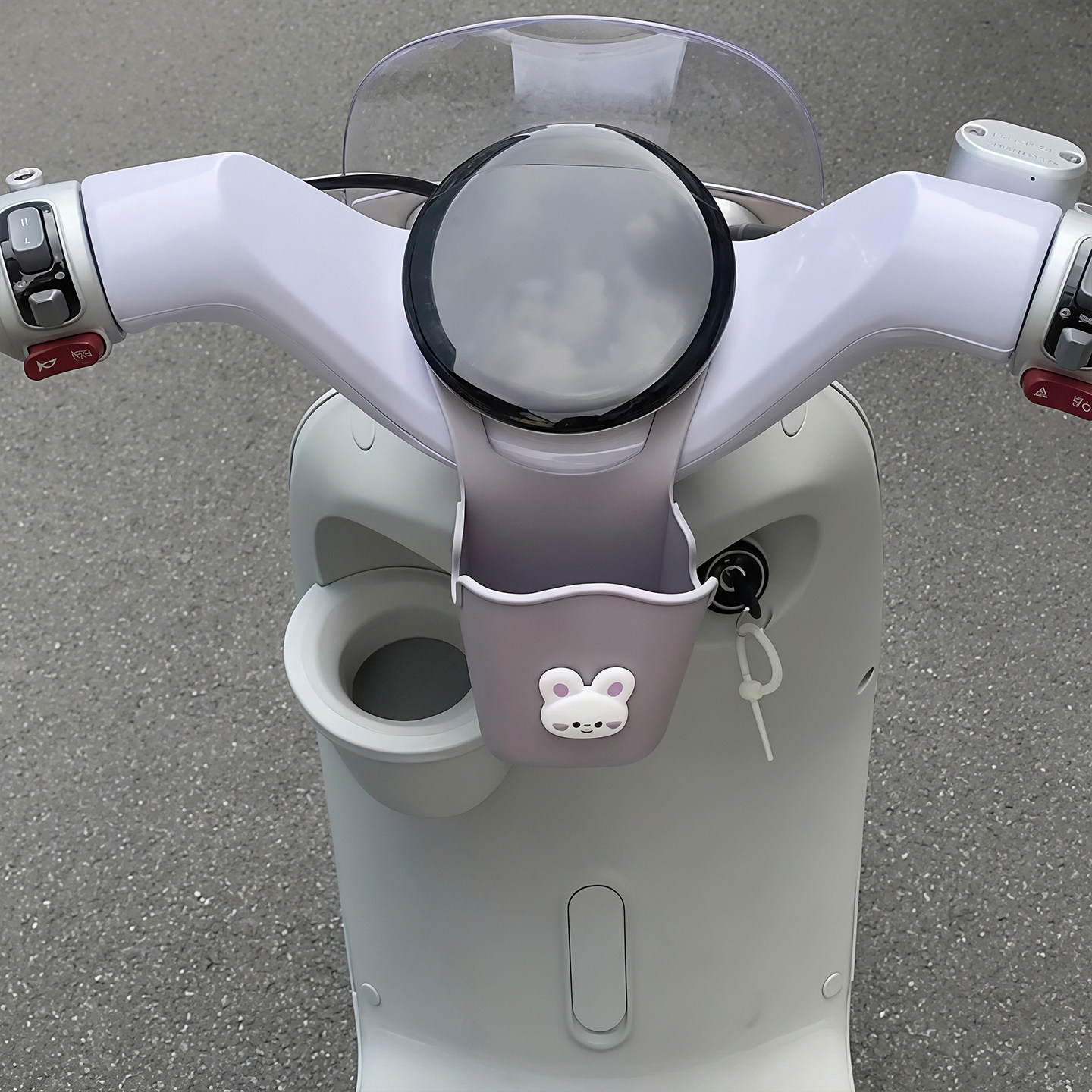Electric vehicle water cup holder for milk tea, electric bicycle handle, portable waterproof hanging bag, multifunctional bicycle water