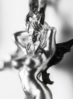 魔女莉莉丝吊坠时尚项链动漫周边同款百搭个性情侣挂件卫衣链潮