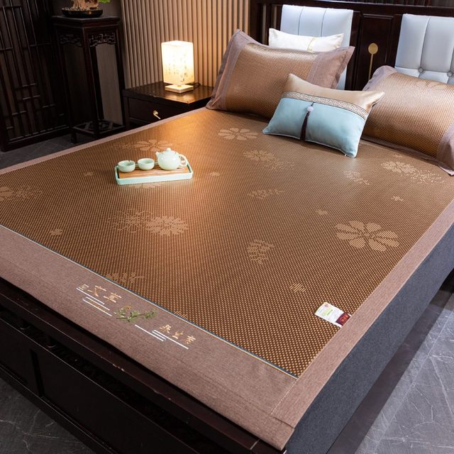 New sunflower ice vine mat thickened honeycomb breathable mesh washable ice silk mat sheets and fittings