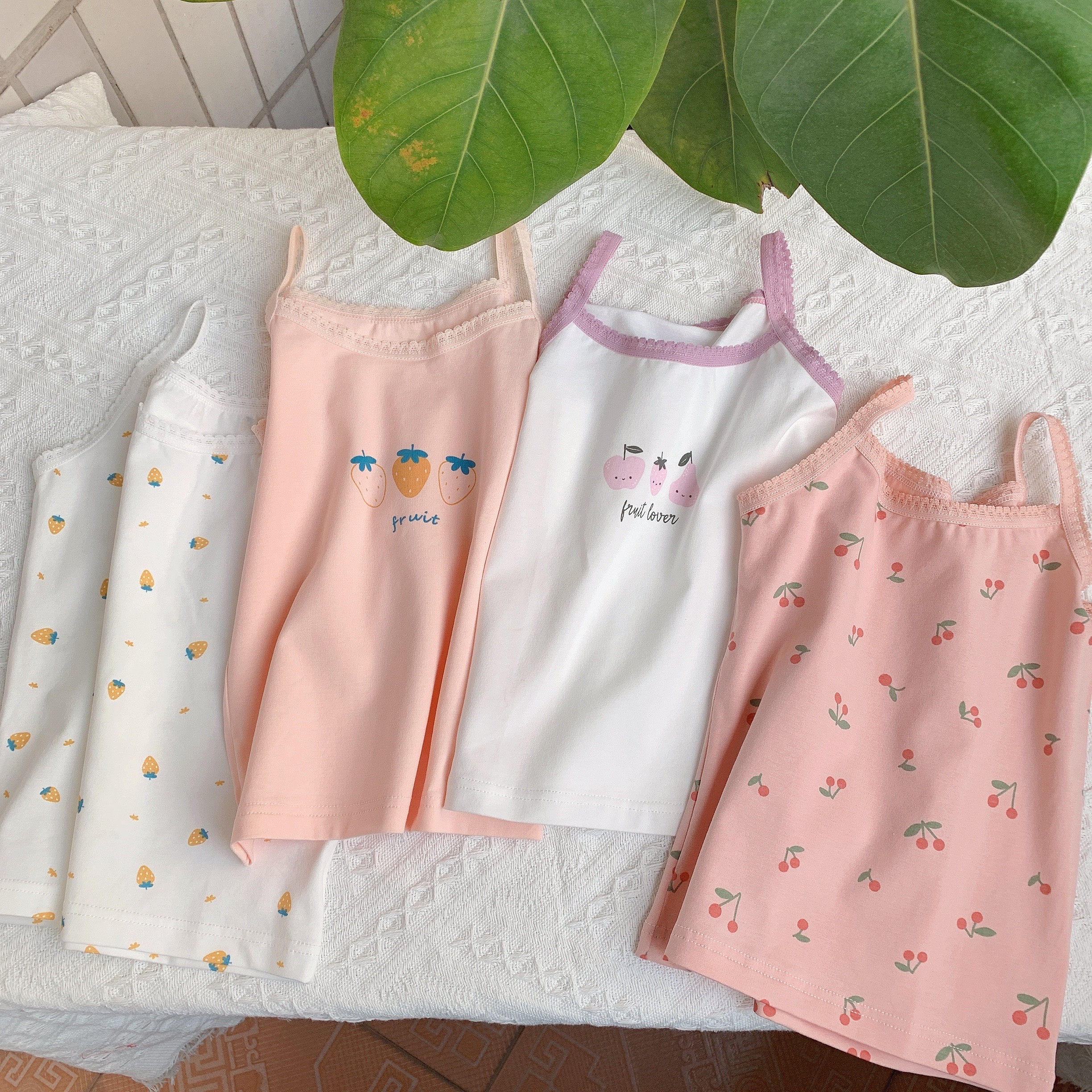 Cotton cute thin soft children's bra top, lifting effect