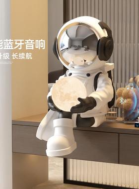 潮玩宇航员摆件客厅电视柜地台灯家居饰品太空人装饰乔迁新居礼品