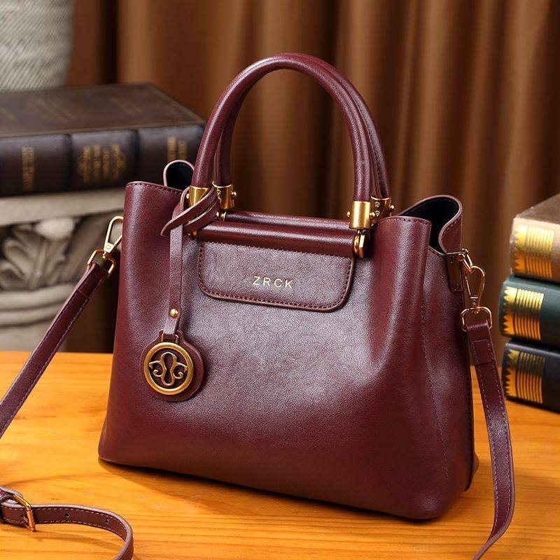 真皮手提包女2025新款女士高档百搭大容量复古简约牛皮单肩斜挎包,淘宝优惠券,粉丝福利购,淘宝优惠卷