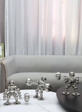 新中式烟灰色举重263装人金艺术属饰品办室样公板间客厅家居桌面