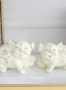 现代简约创意陶瓷猪招财摆件家居装饰客厅电视柜乔迁开业生日礼物