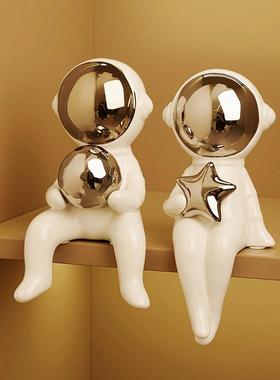 创意宇航员太空人摆件轻奢小号客厅玄关电视柜酒柜家居装饰工艺品