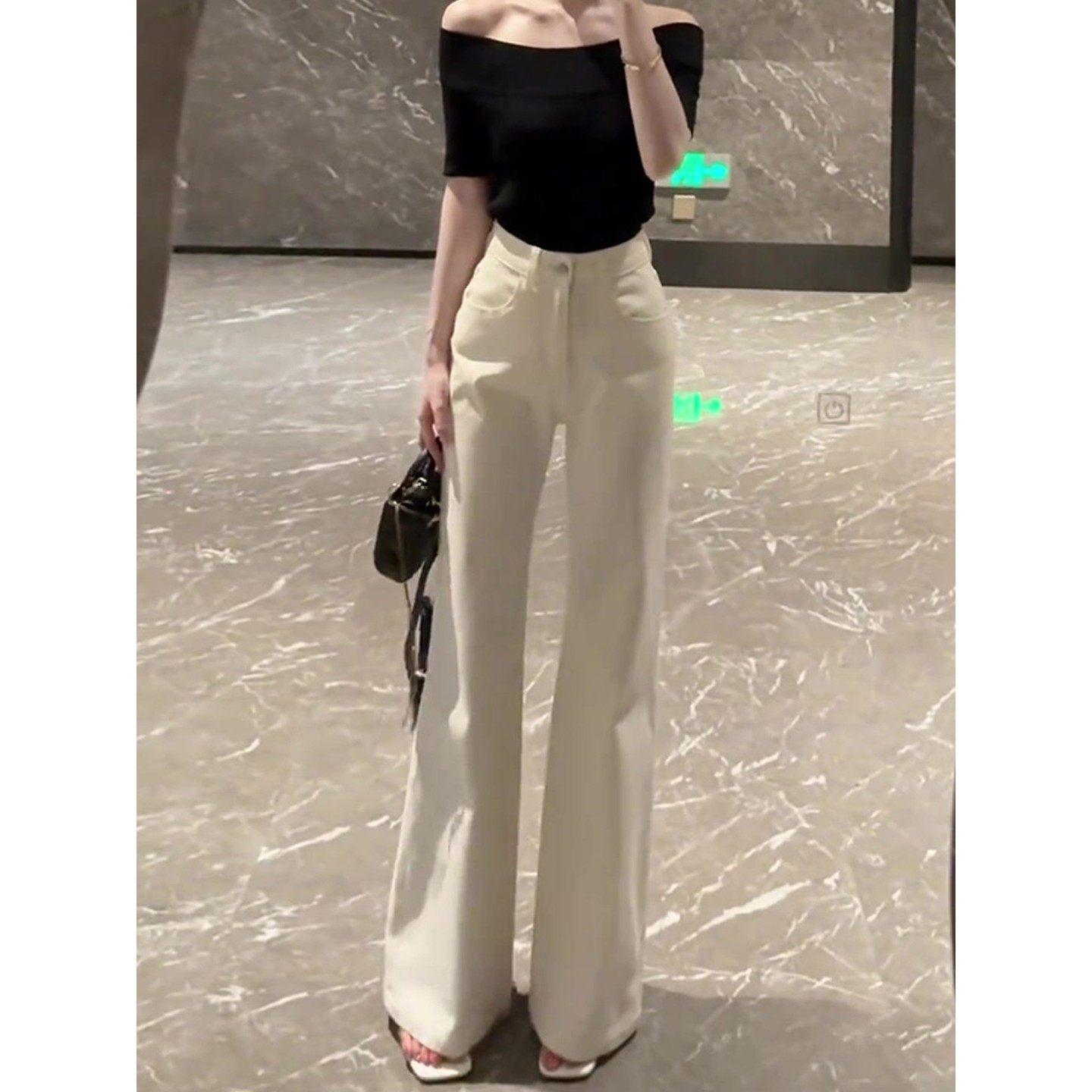 巨好看的白色微喇牛仔裤女秋季2025新款高腰显瘦时尚百搭喇叭裤子,淘宝优惠券,粉丝福利购,淘宝优惠卷