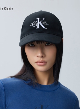 CK男女同款签名体刺绣棒球帽