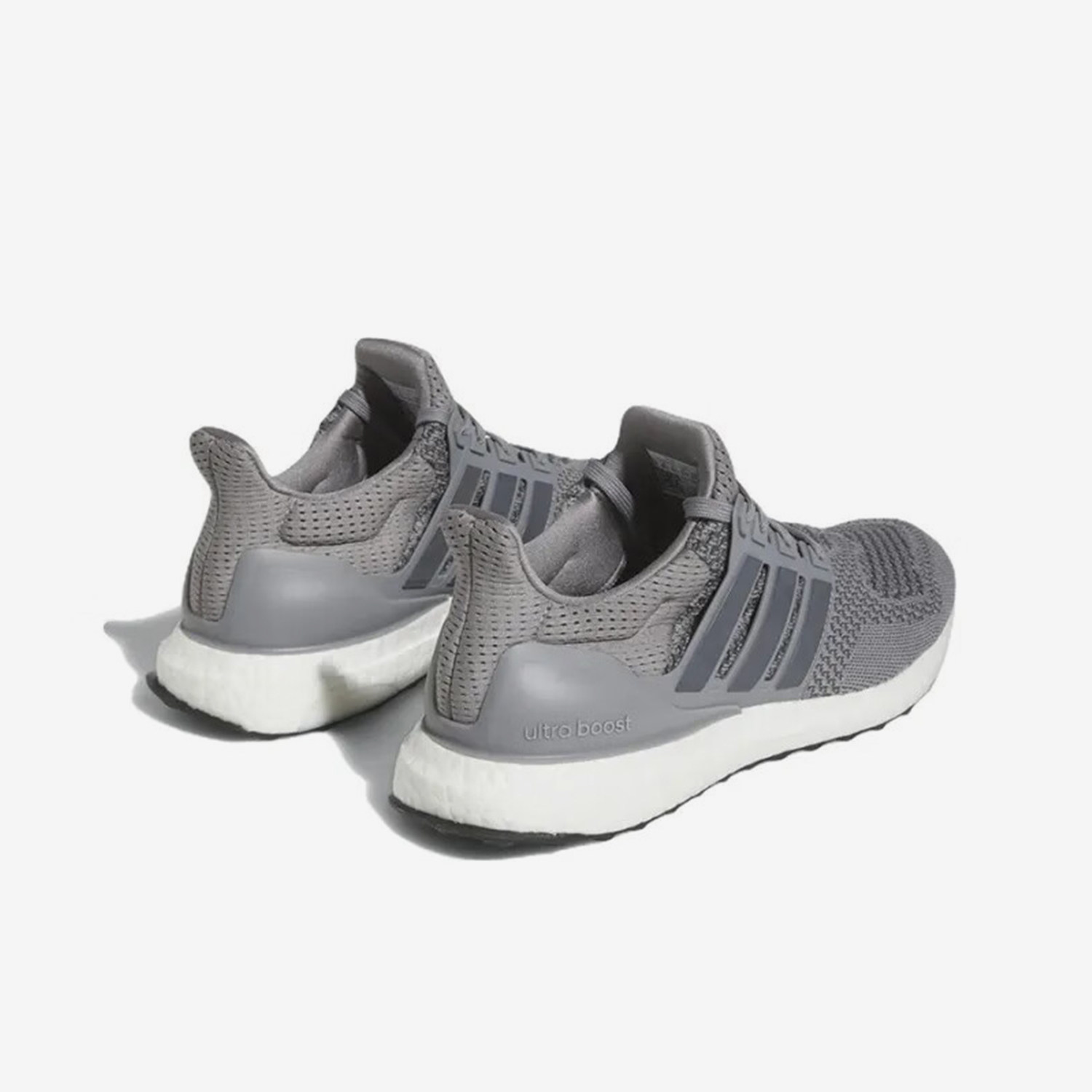 Adidas/阿迪达斯正品运动男士防滑耐磨厚底回弹跑步鞋HQ4200,淘宝优惠券,粉丝福利购,淘宝优惠卷