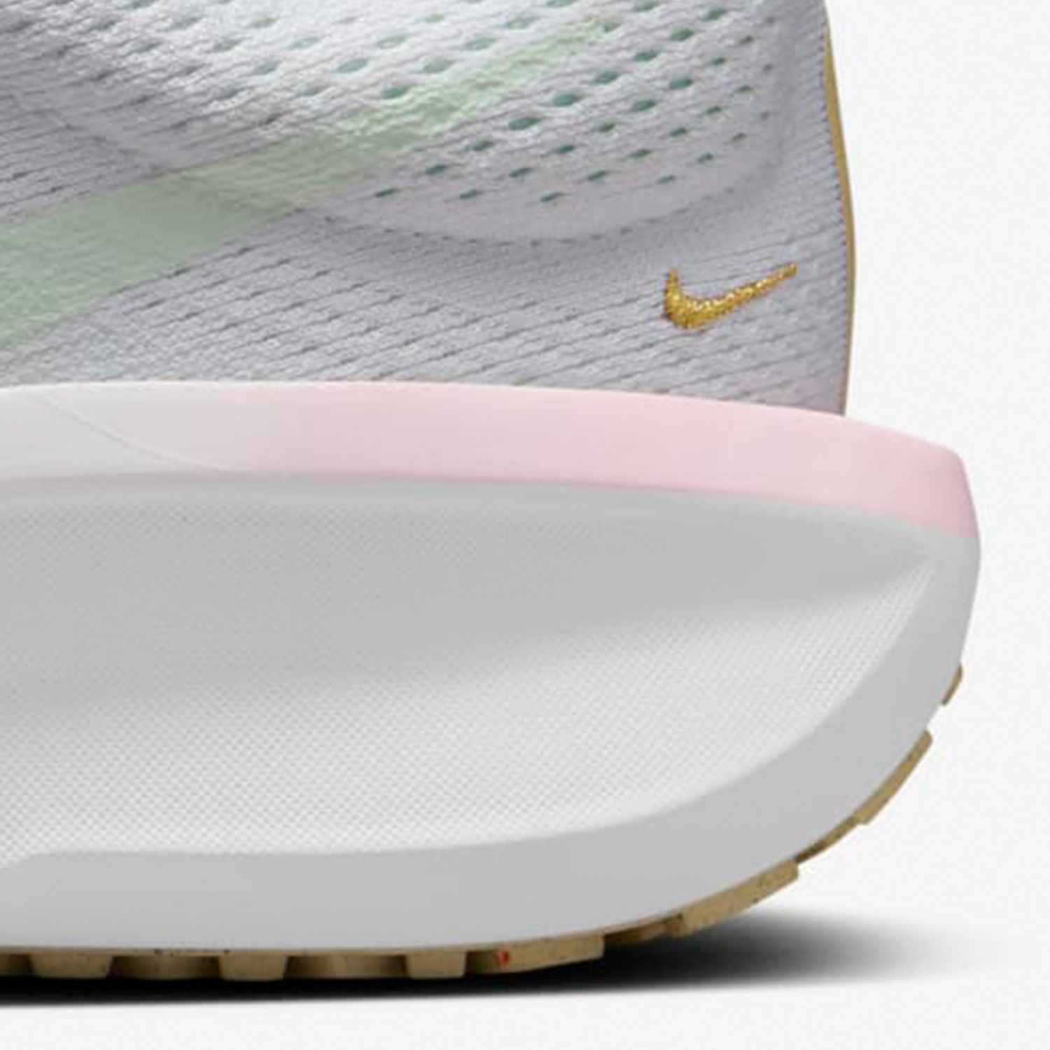 Nike/耐克正品2024新款女士网面透气厚底跑步鞋HM3733-361 - 图1