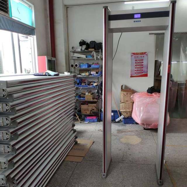 Smart detector mobile phone digital factory workshop school station examination room safety protection metal detection security door Smart detector mobile phone digital factory workshop school station examination room safety protection metal detection security door