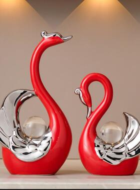 水晶天鹅摆件一对高级感小众客厅酒柜电视柜装饰品结婚送新人礼物