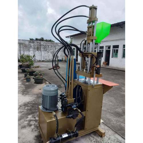 厂家供应台赞150标准立式注塑机数据线成型机 - 图2