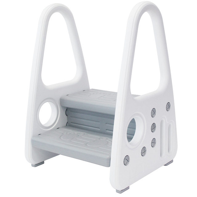 Bathroom stool for the elderly and pregnant women to take a shower in the second floor