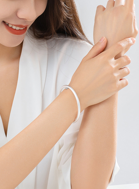 周大生古法银手镯手链